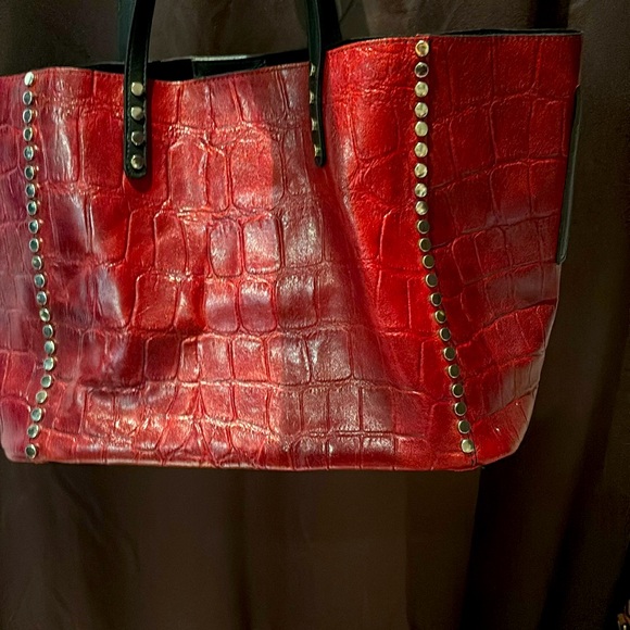 Red Hand bag - Purse - Picture 7 of 7